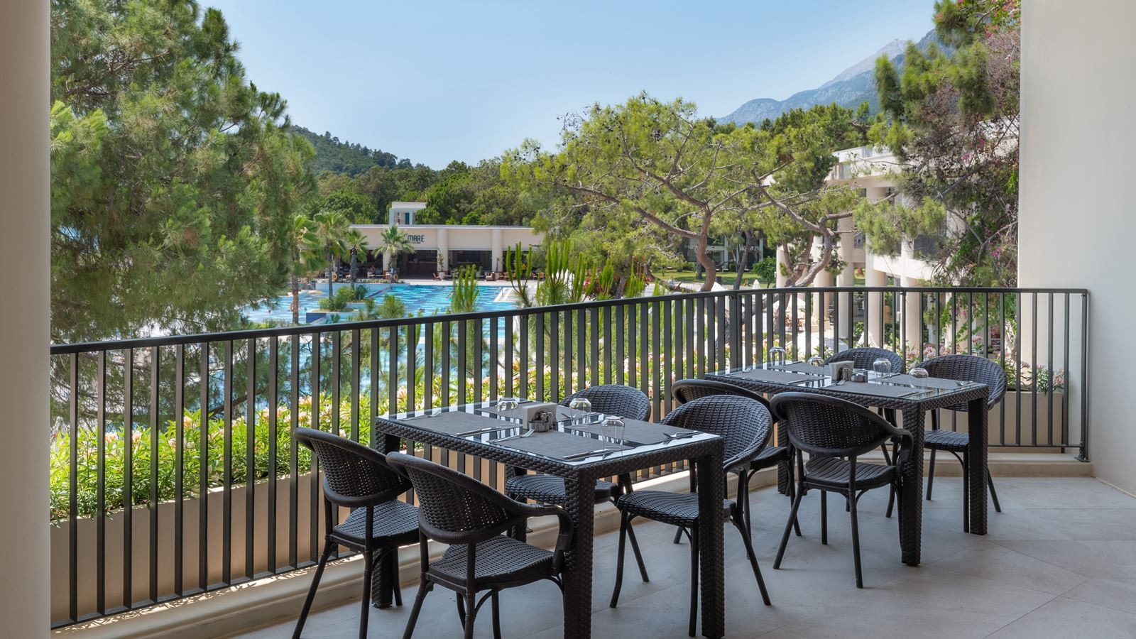 restaurants-721-restaurant