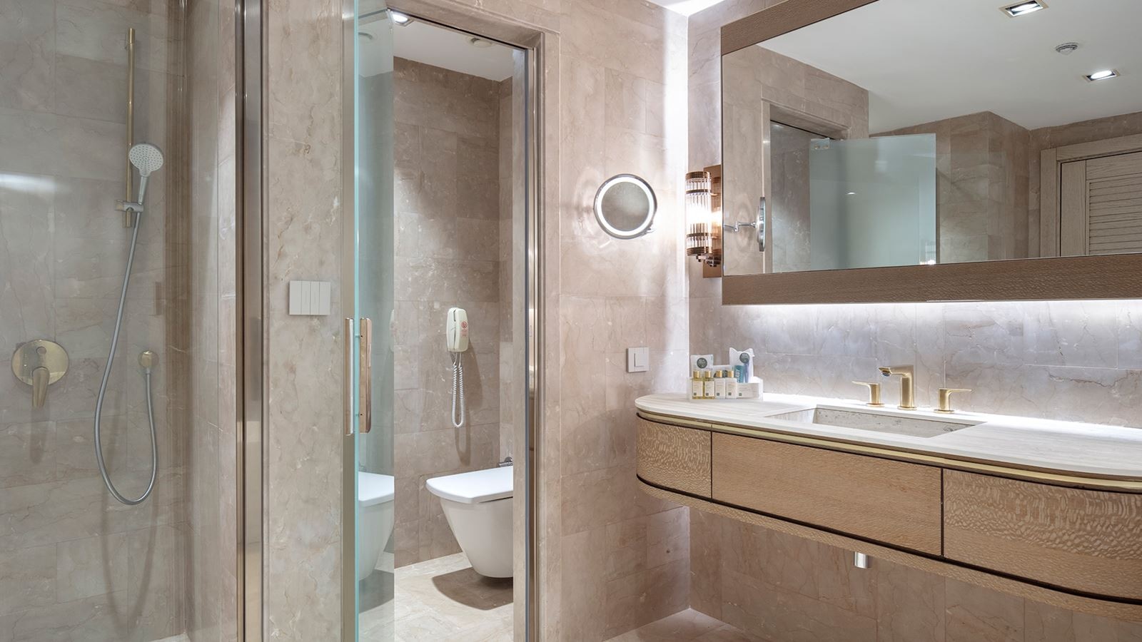 rooms-prestige-suite-sea-view