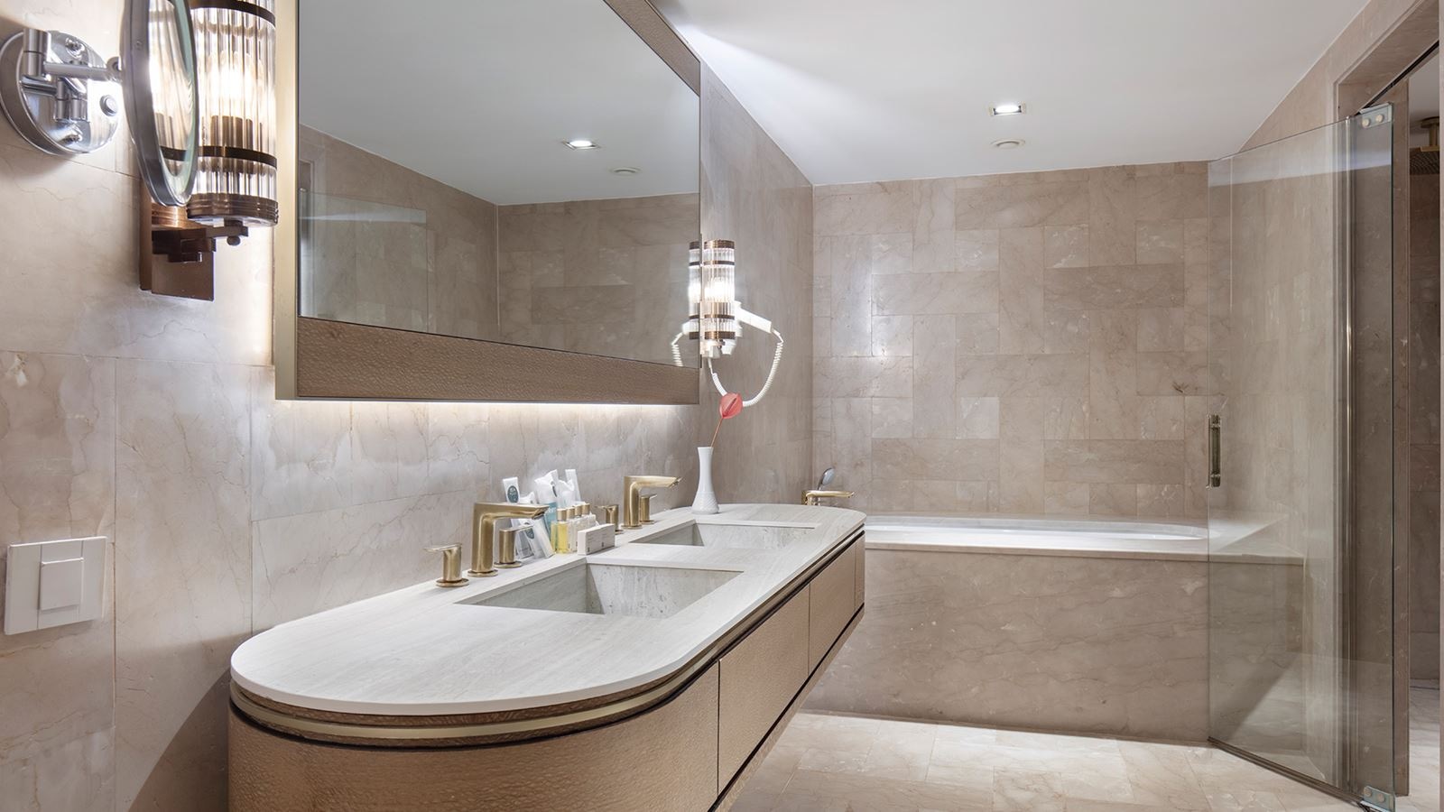 rooms-prestige-suite-sea-view