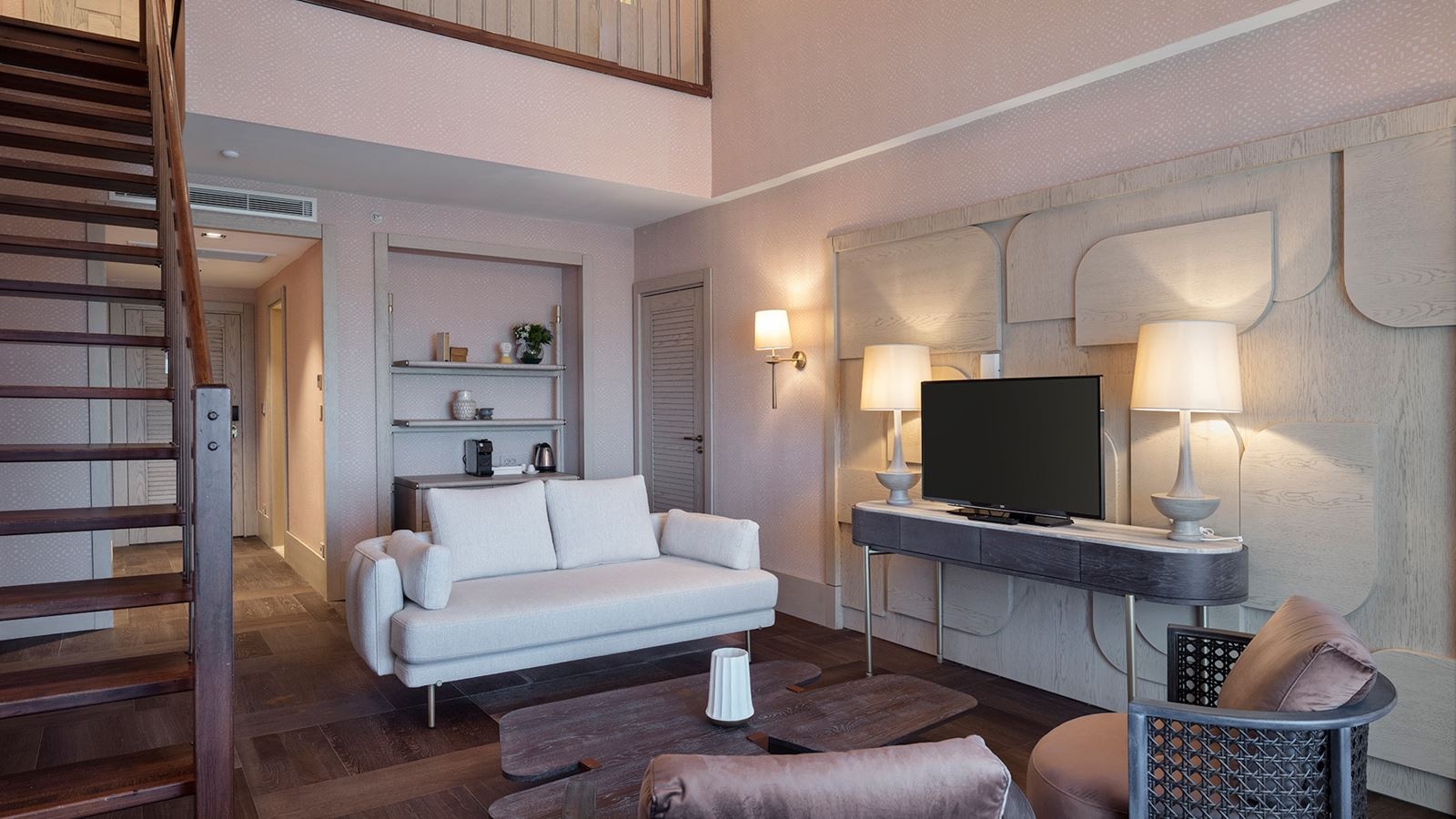 rooms-excellency-suite