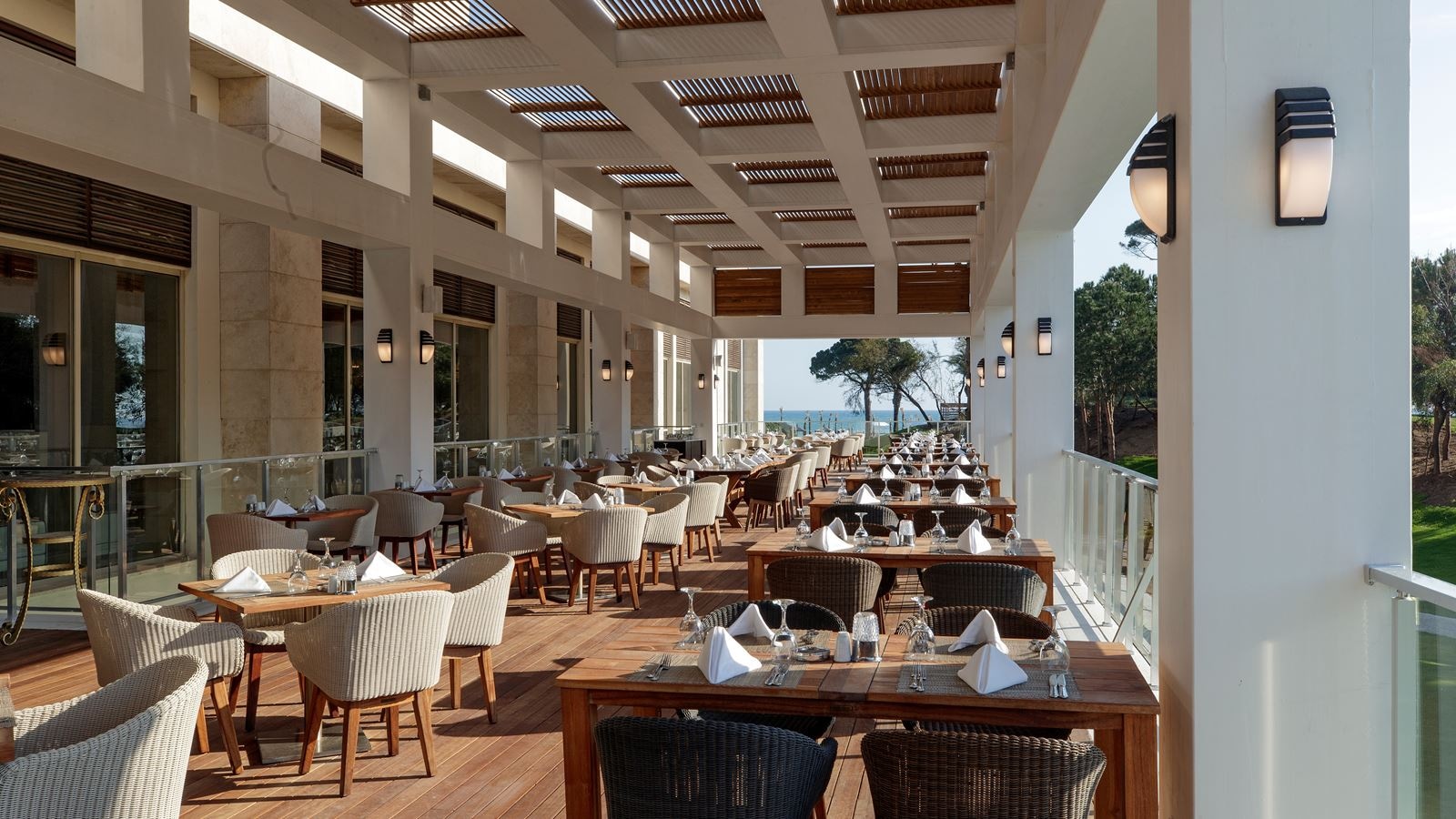 restaurants-turquoise-main-restaurant