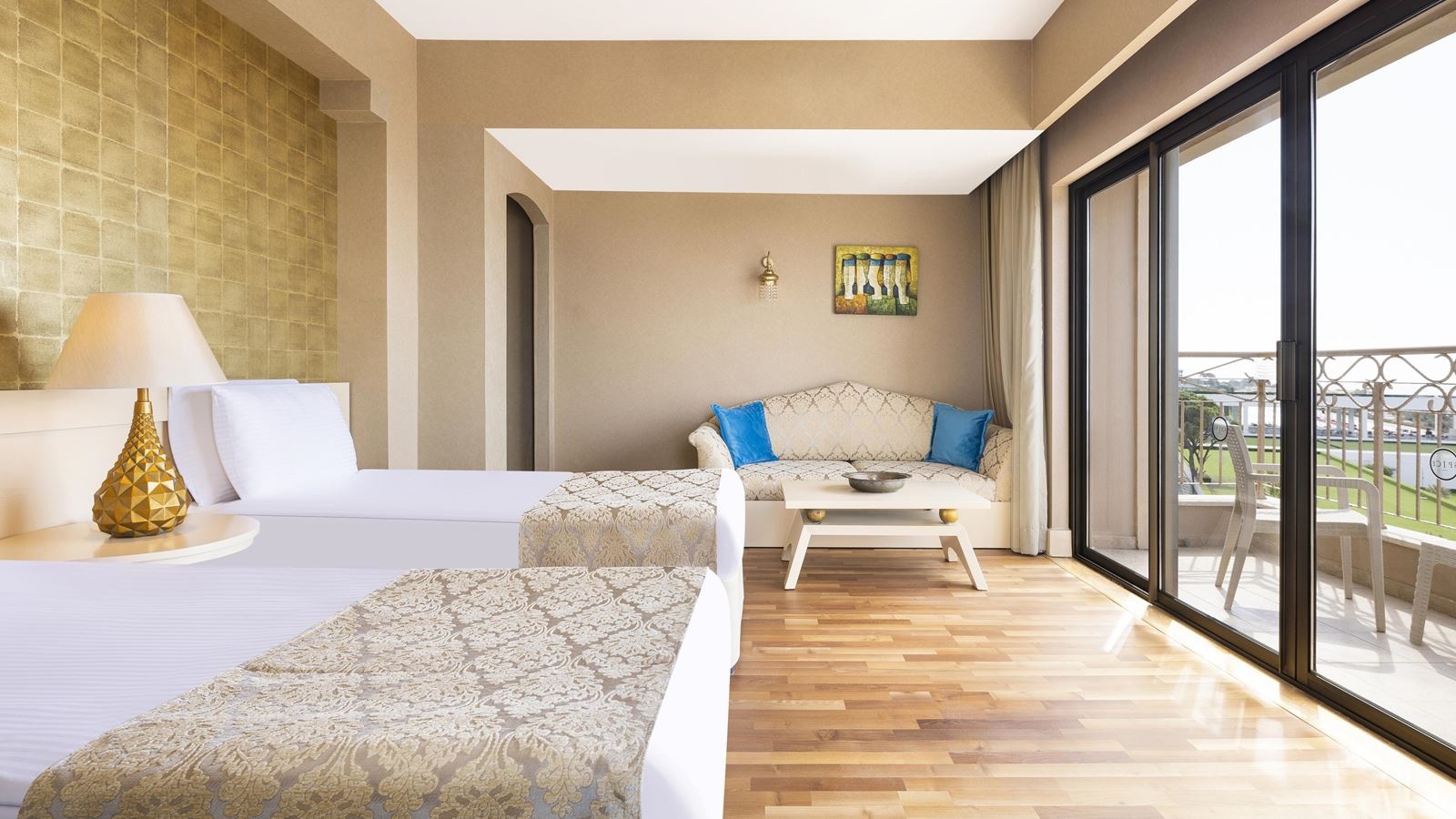 rooms-suite-room