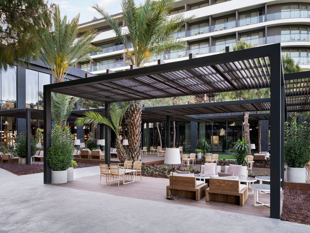 restaurants-patisserie-and-dairy-desserts