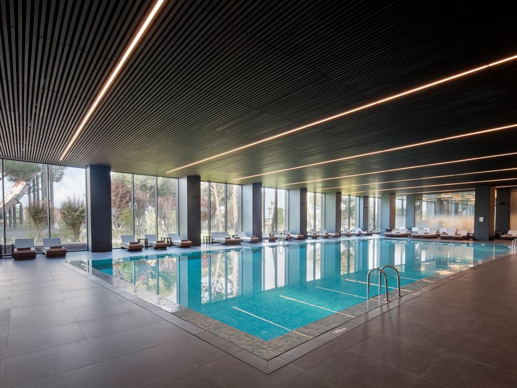 pools-indoor-pool