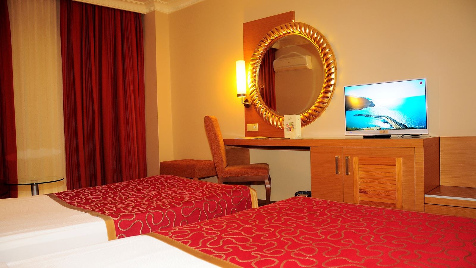 rooms-standard-room-with-balcony