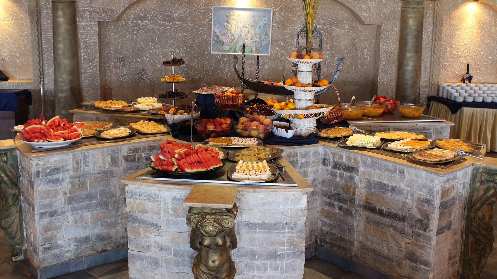 restaurants-main-restaurant-royal-park