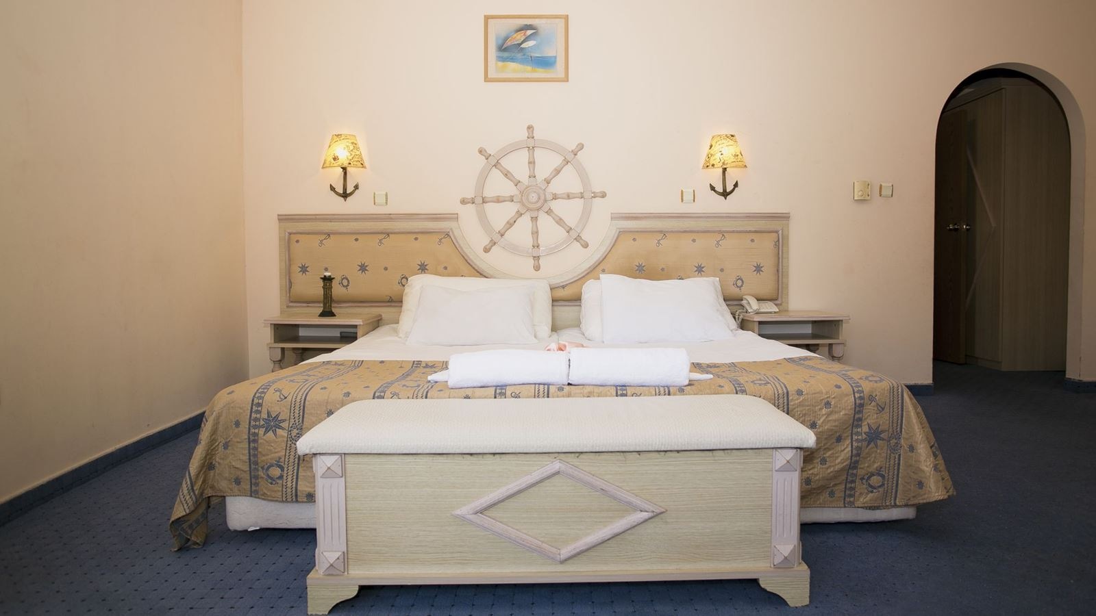 rooms-2-bedrooms-studio-sea-view