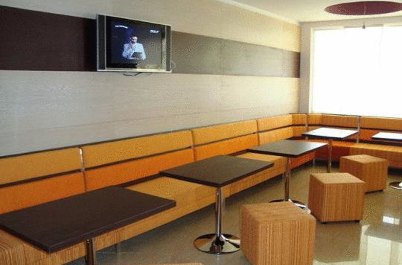 restaurants-restaurants