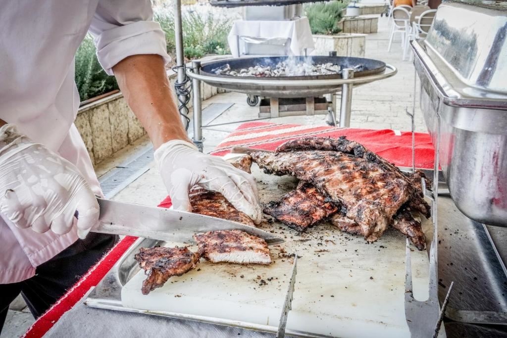 restaurants-main-restaurant