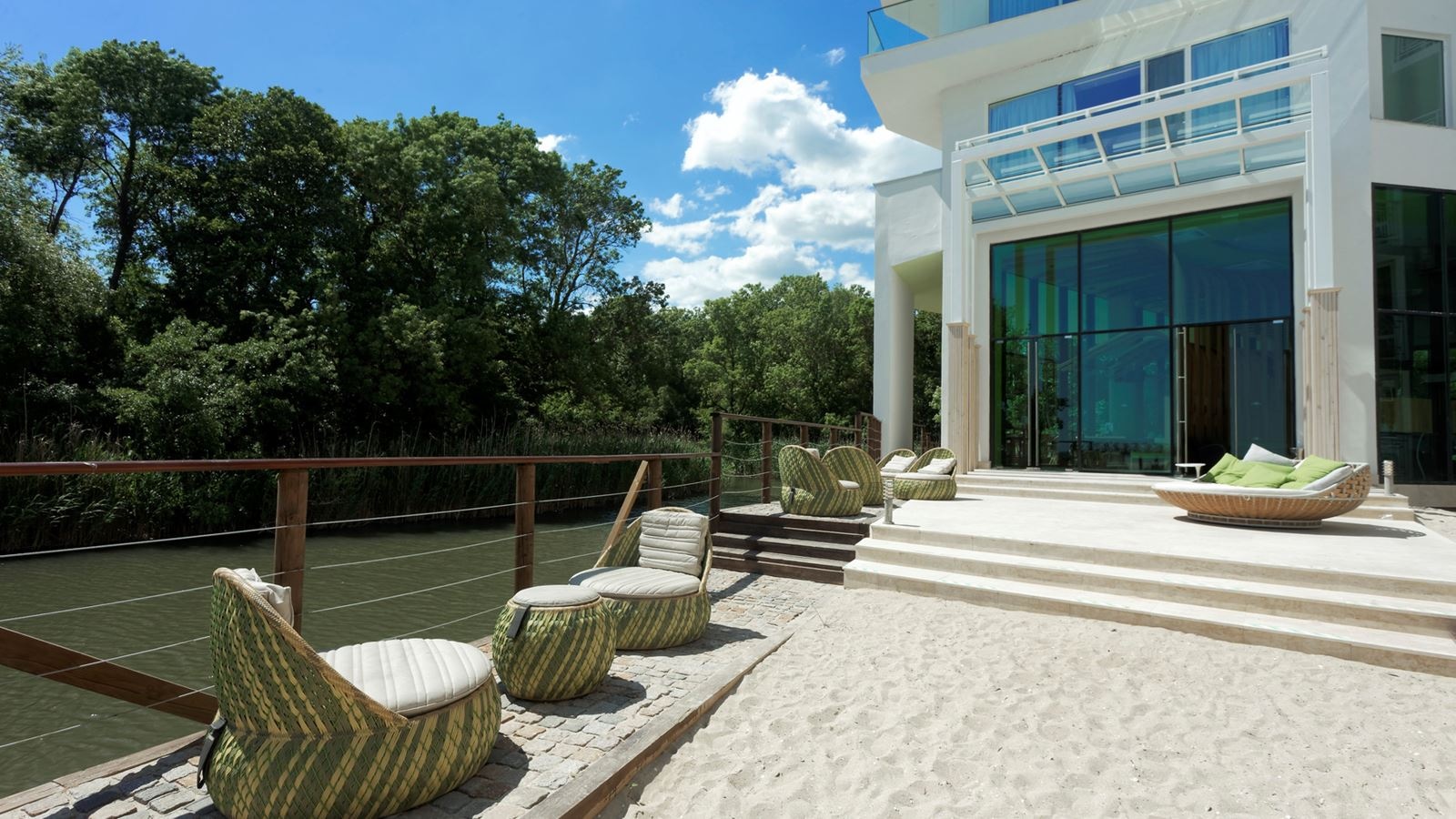 general-main-building