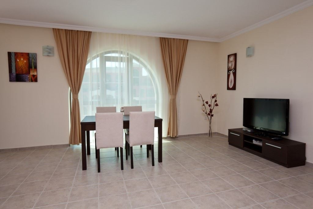 rooms-standard-apartment-balcony