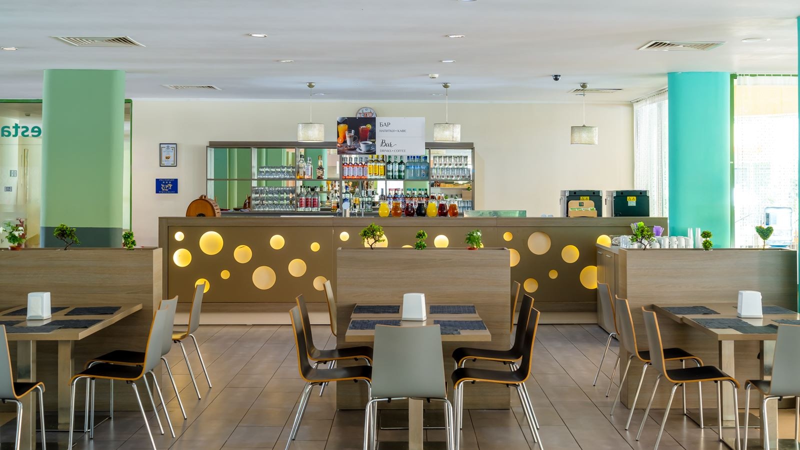 restaurants-main-restaurant