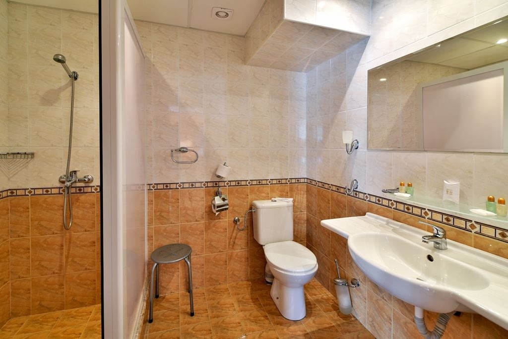 rooms-double-standard-room