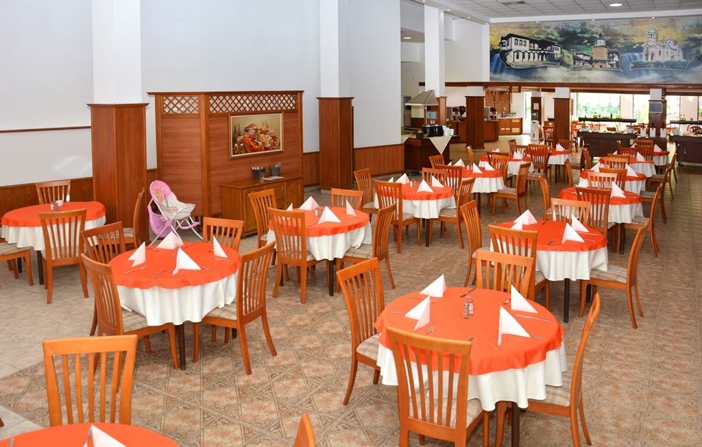 restaurants-main-restaurant