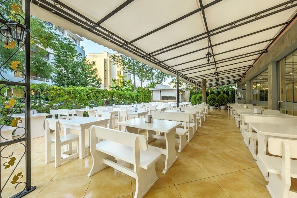 restaurants-main-restaurant