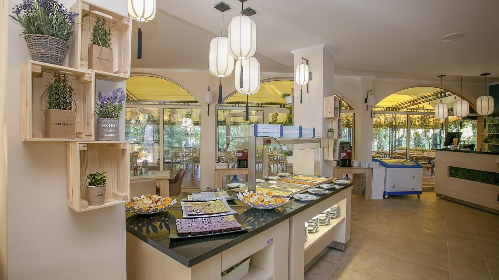 restaurants-restorant-atia