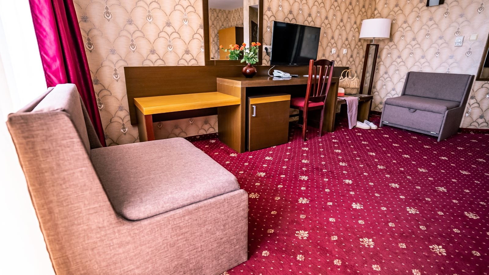 rooms-double-large-room