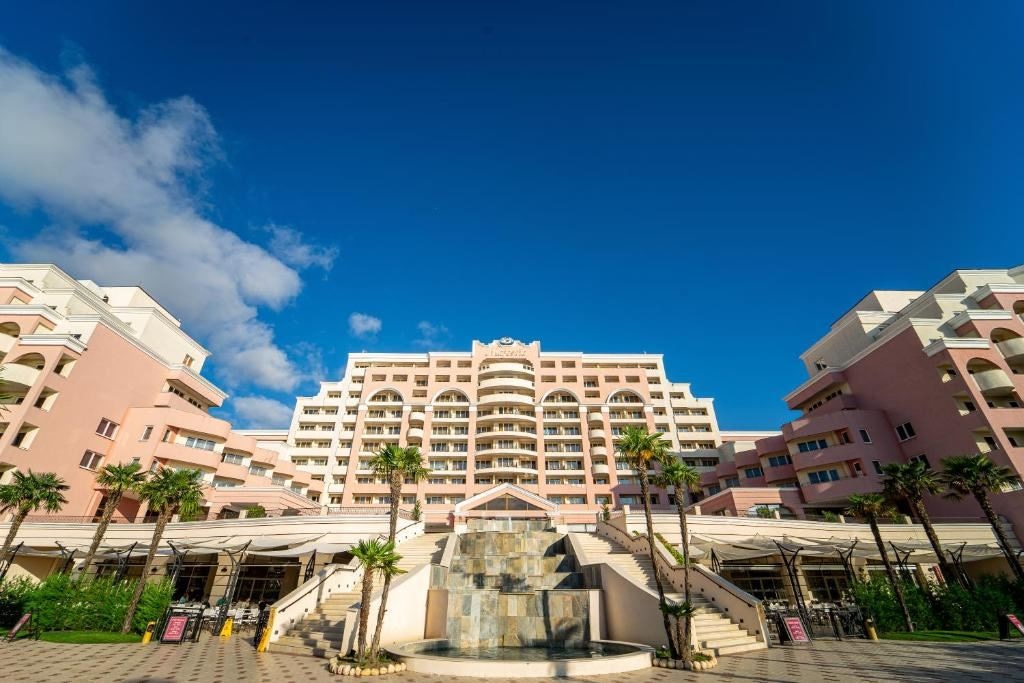 general-main-building