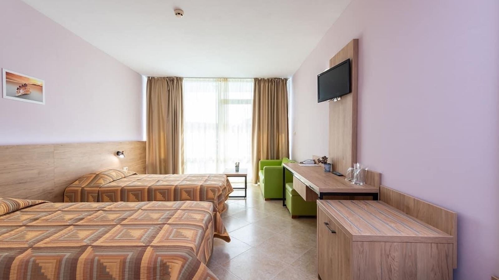 rooms-singleuse-superior-room-balcony