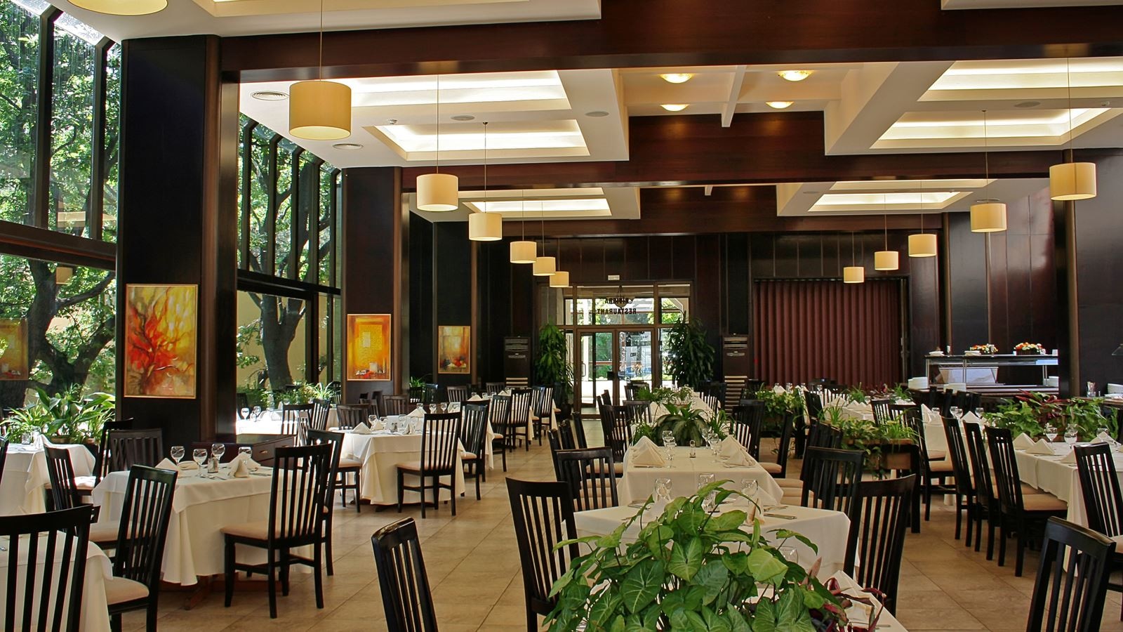 restaurants-main-restaurant