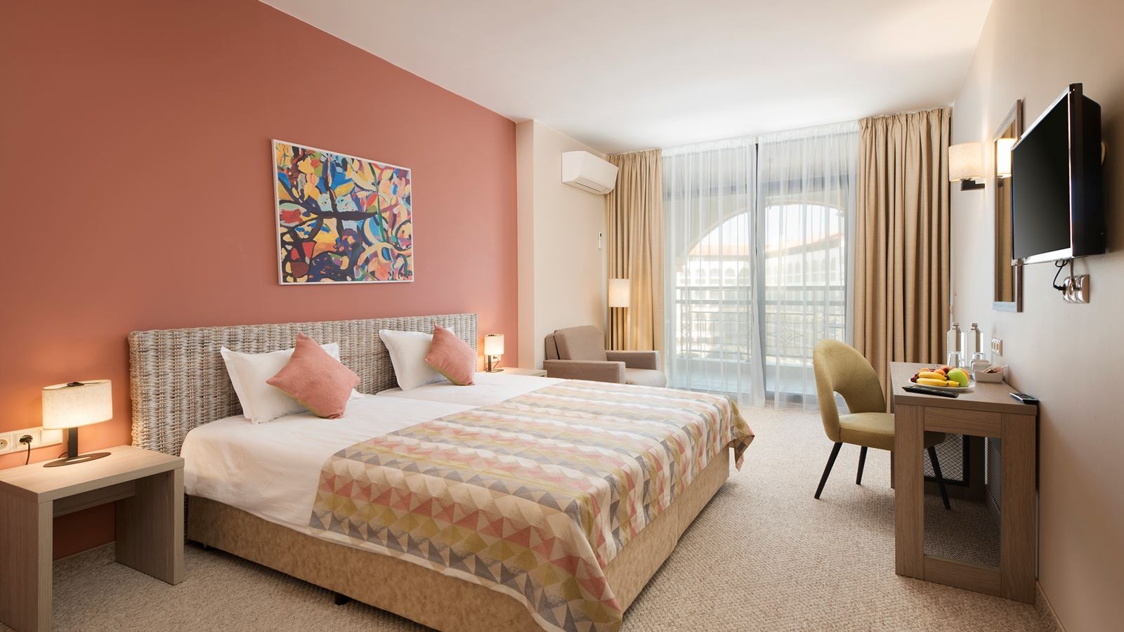 rooms-double-pool-view