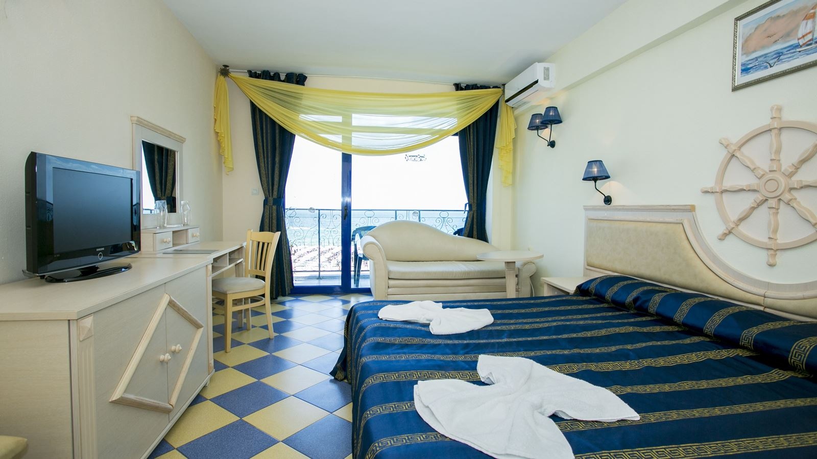 rooms-double-room-chaika-sea-view