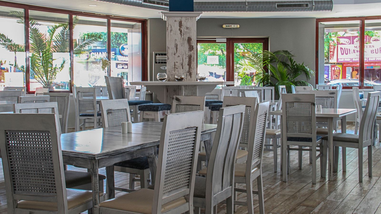 restaurants-restaurants