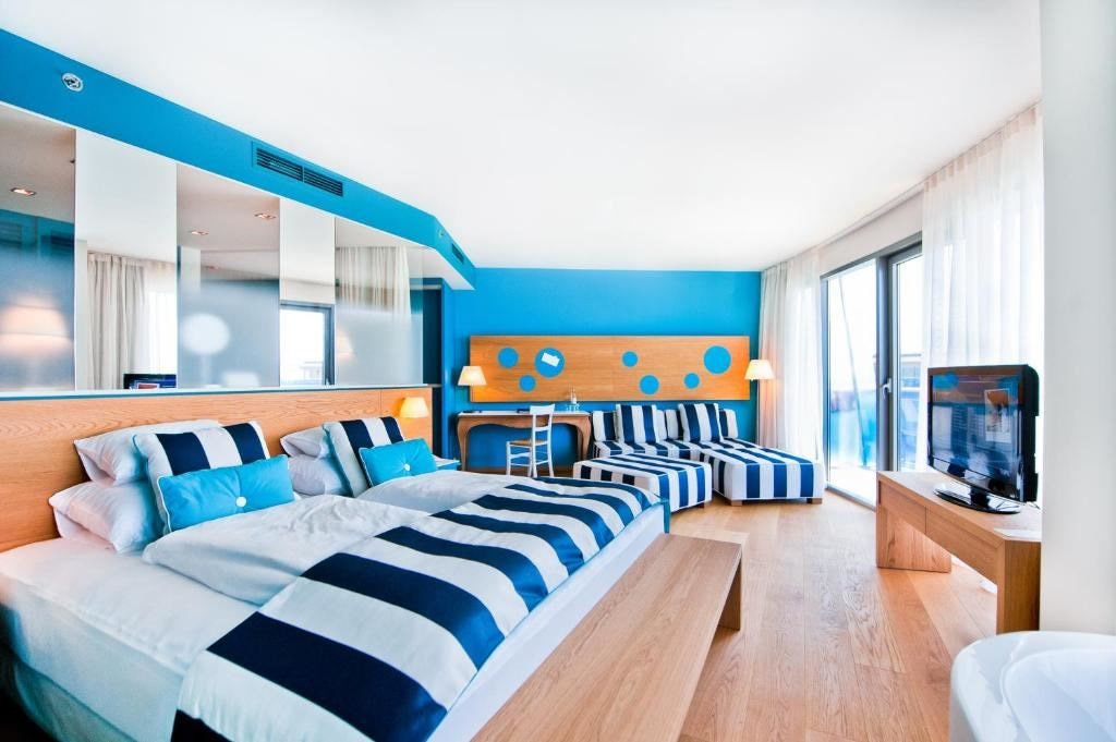 rooms-juniorsuite-park-view-balcony