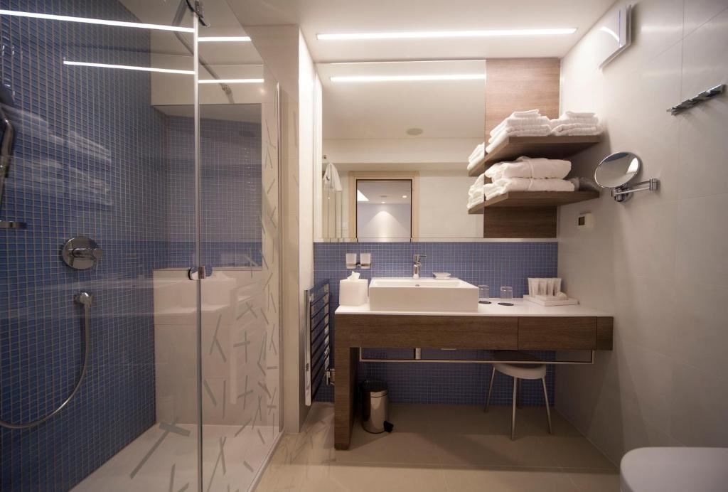 rooms-double-superior-room