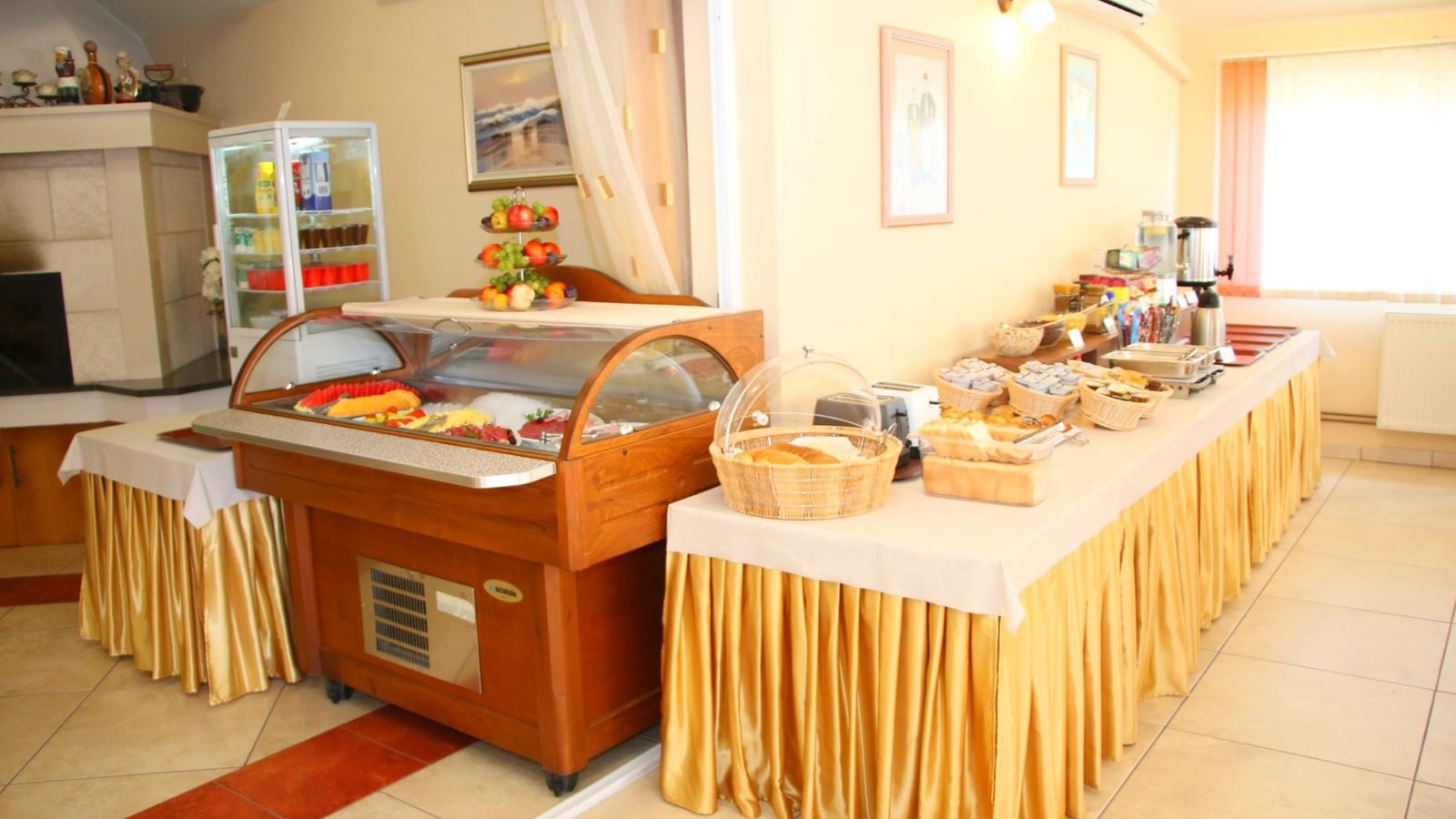 restaurants-restaurants