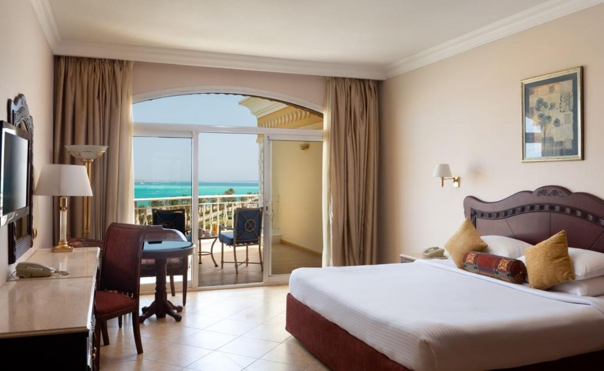 rooms-superior-sea-view-room