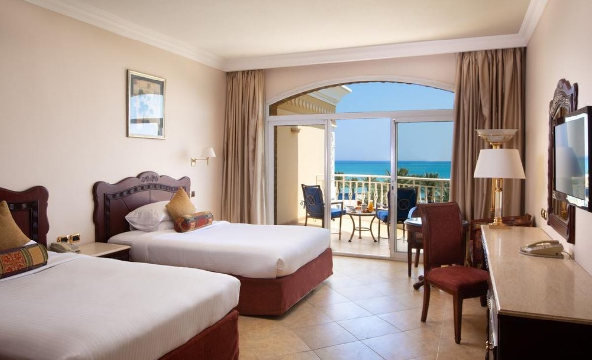 rooms-superior-sea-view-room
