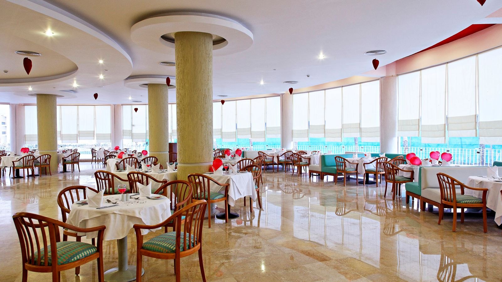 restaurants-main-restaurant