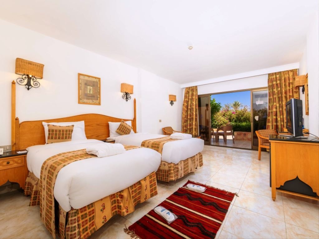 rooms-standard-twin-garden-view