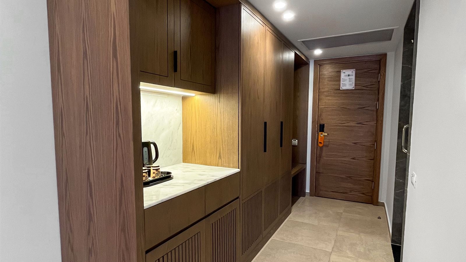 rooms-superior-pool-view-room