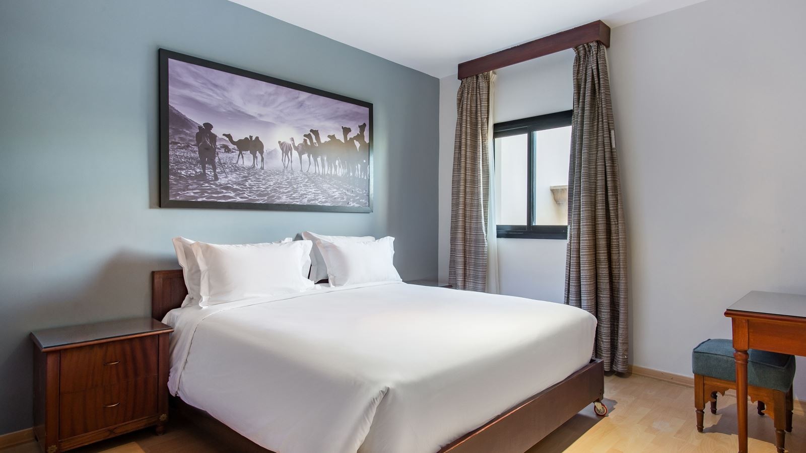 rooms-duplex-suite-side-marina-view