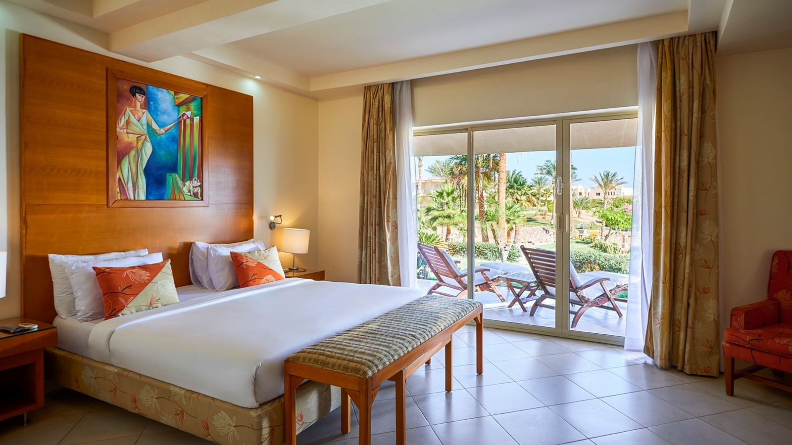 rooms-junior-family-suite-partial-sea-view