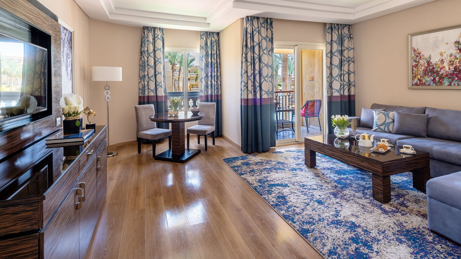 rooms-aqua-deluxe-suite-second-line