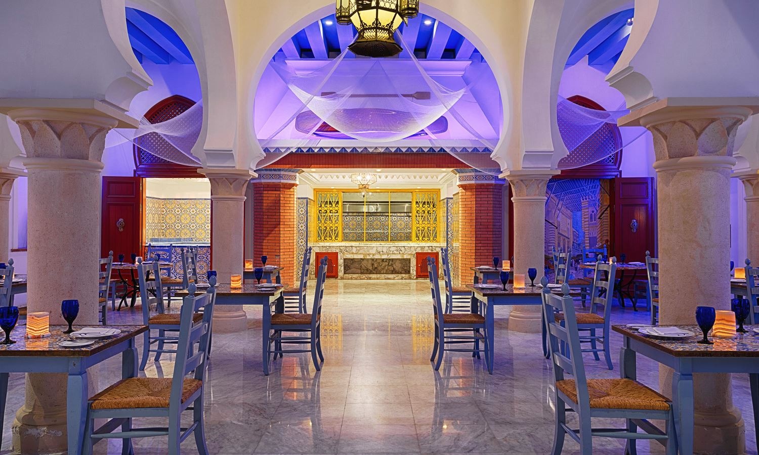 restaurants-dar-el-qamar-lebanese--oriental-restaurant