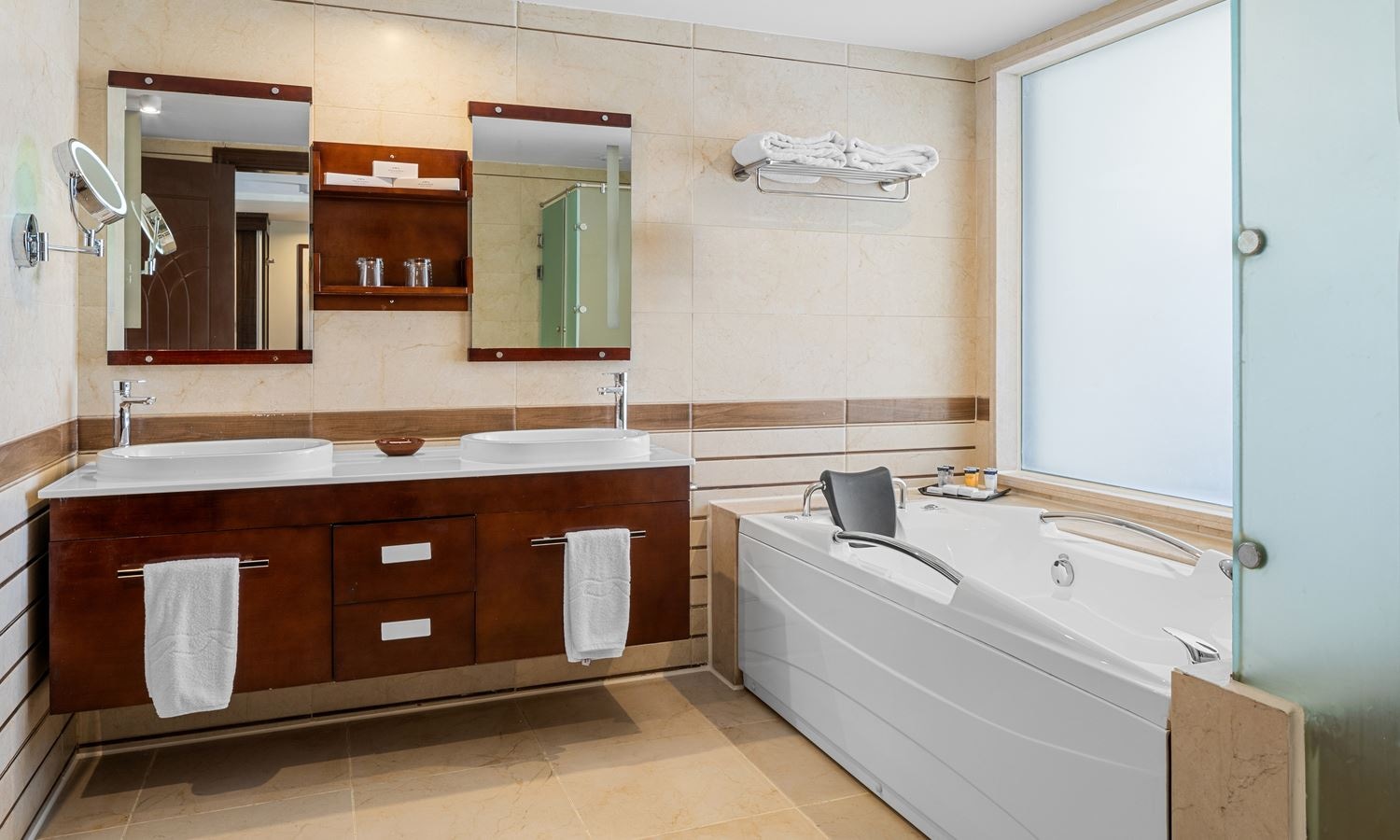 rooms-junior-suite-sea-view