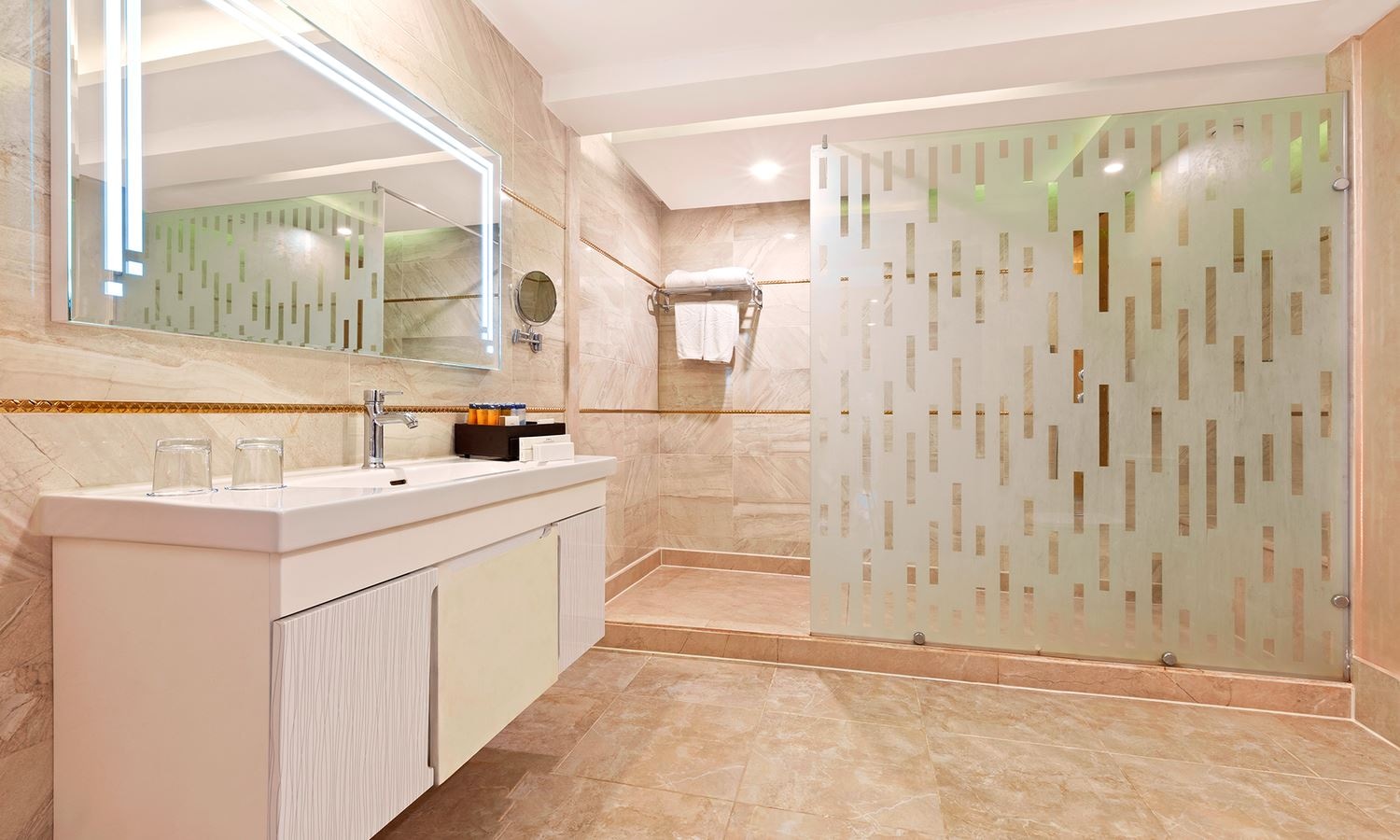 rooms-family-2-bedrooms-gvpv