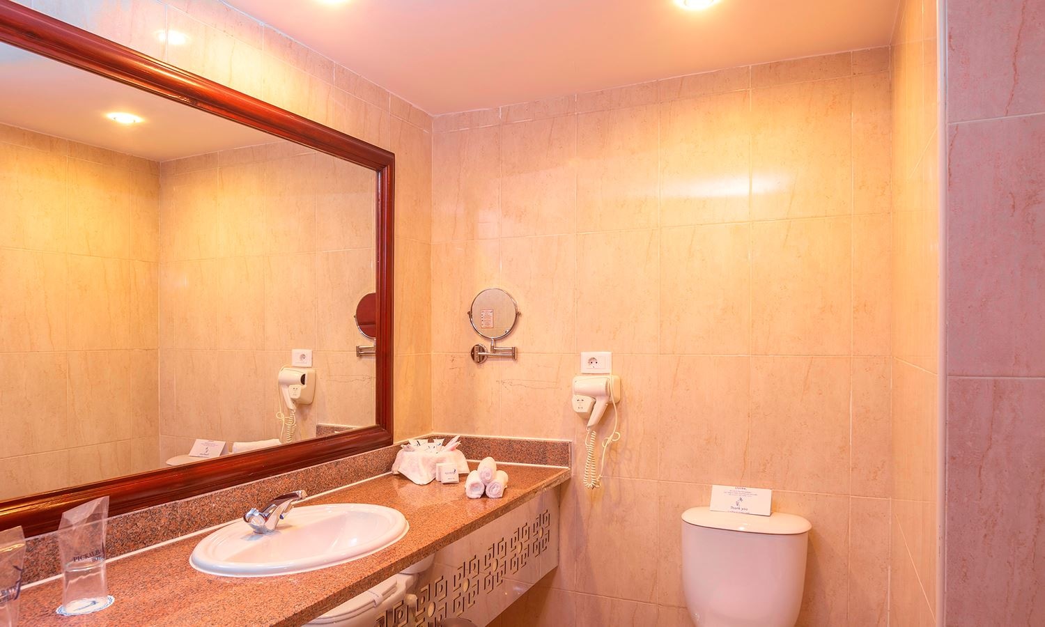 rooms-family-2-bedrooms-gvpv