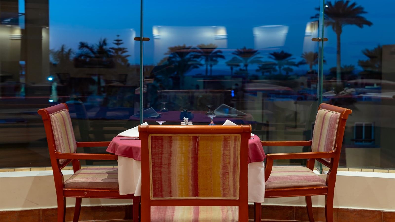 restaurants-palavrion-restaurant