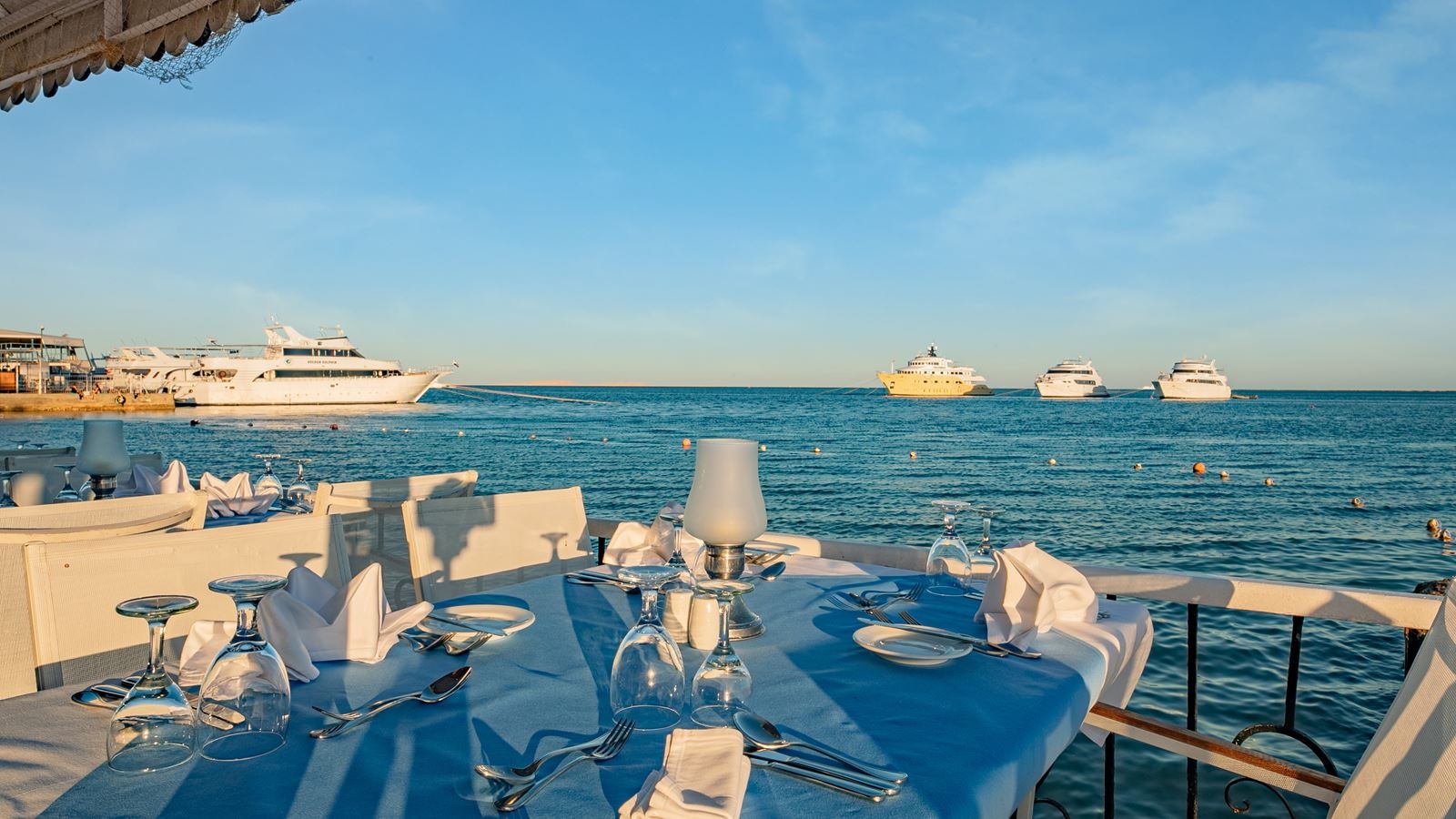 restaurants-beach-restaurant