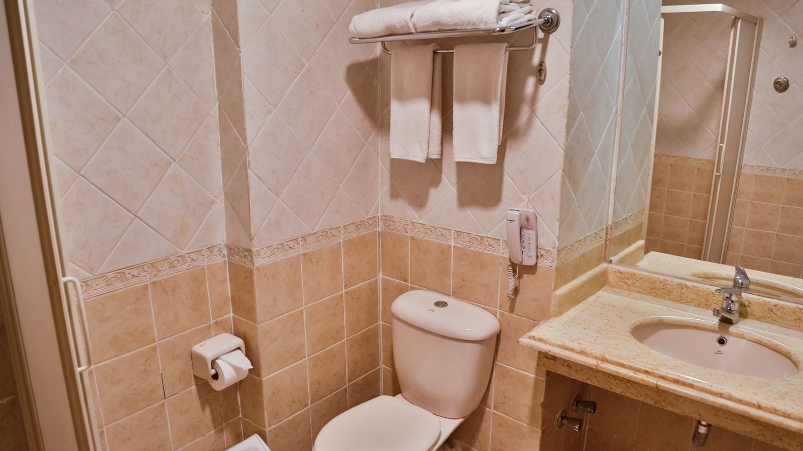 rooms-room-standard-sea-view