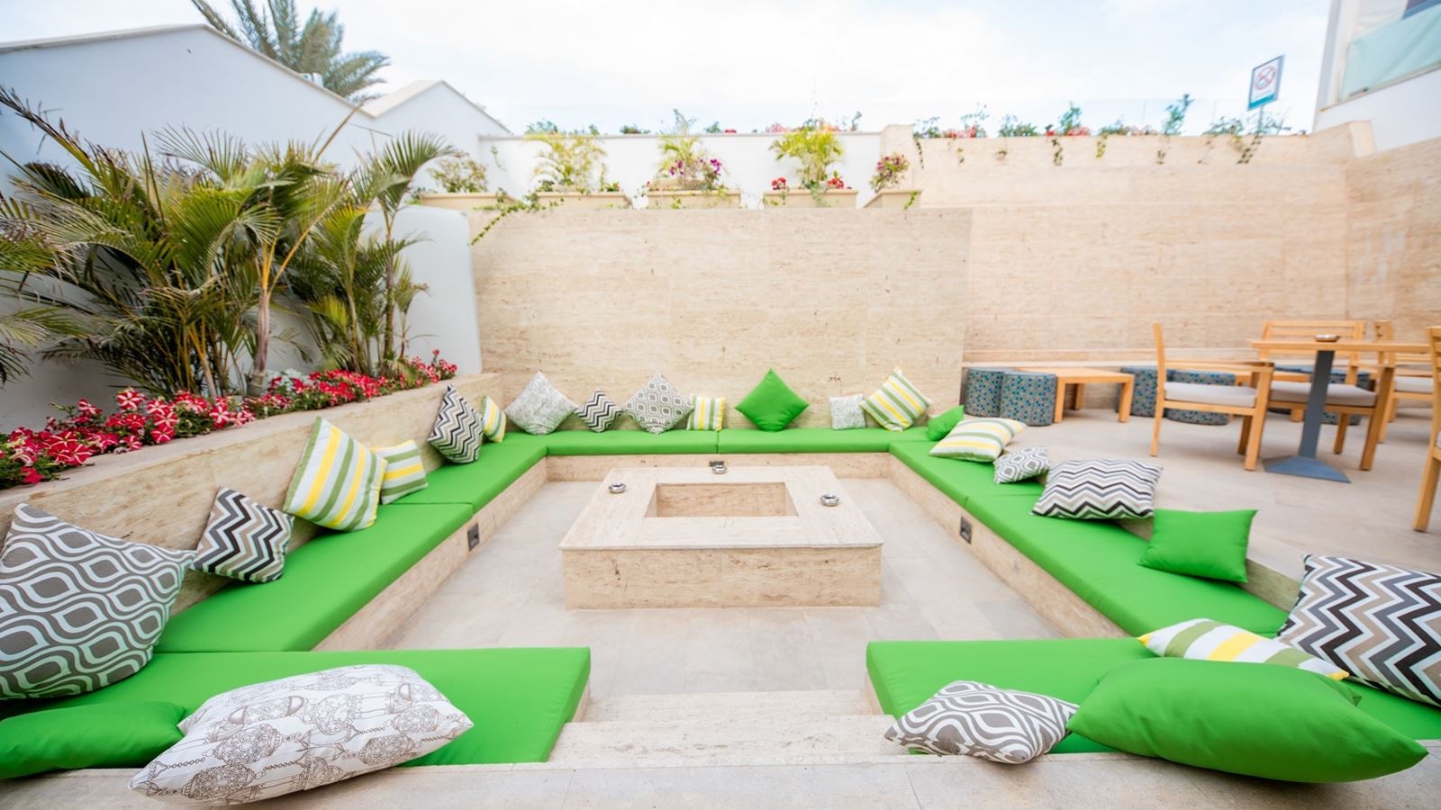 bars-deuce-sport-bar