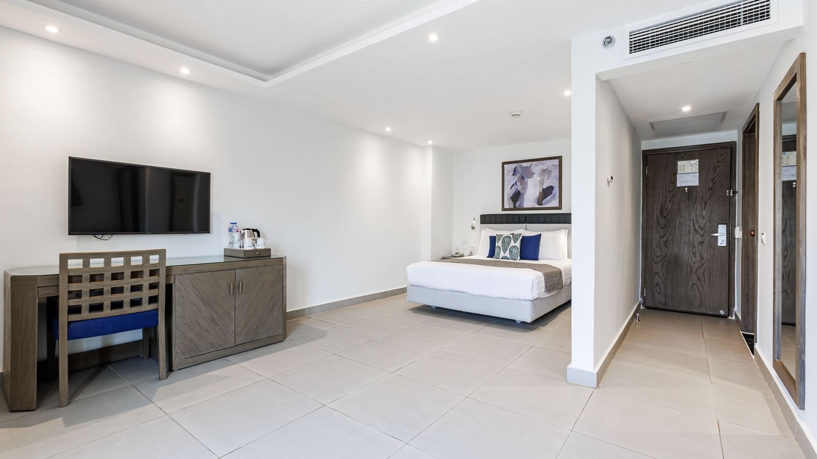 rooms-junior-suite-city-view