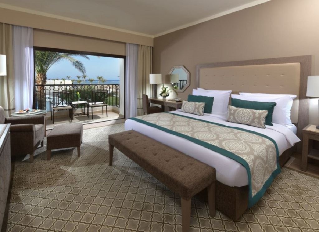 rooms-family-deluxe-side-sea-view