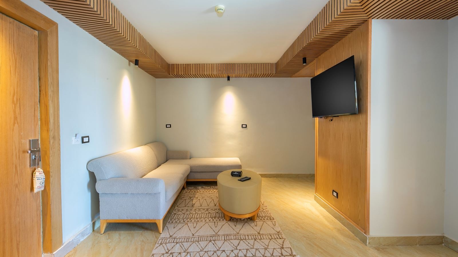 rooms-royal-bungalow