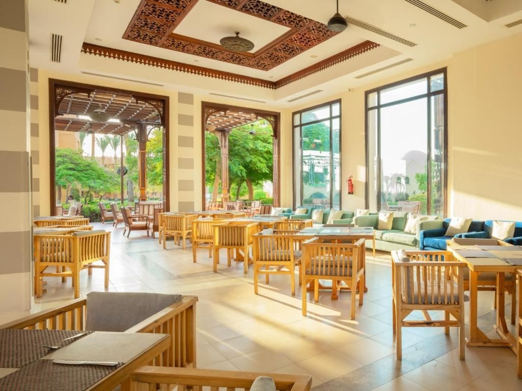 restaurants-restaurants